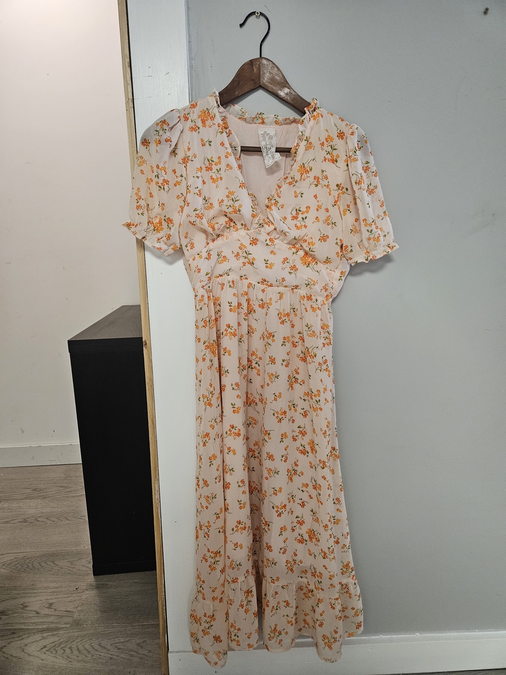 Floral Flutter Sleeve Midi Dress in Cream and Orange
